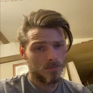 Meet your Posher, Dustin